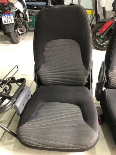 Banco 7 Lugar - Direito e Esquerdo Fiat Doblo - 2011 a 2018