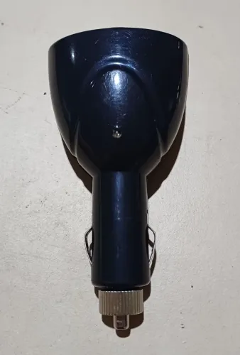 Carregador Veicular Usb - 2 Portas Usb + Saída De Energia 12v