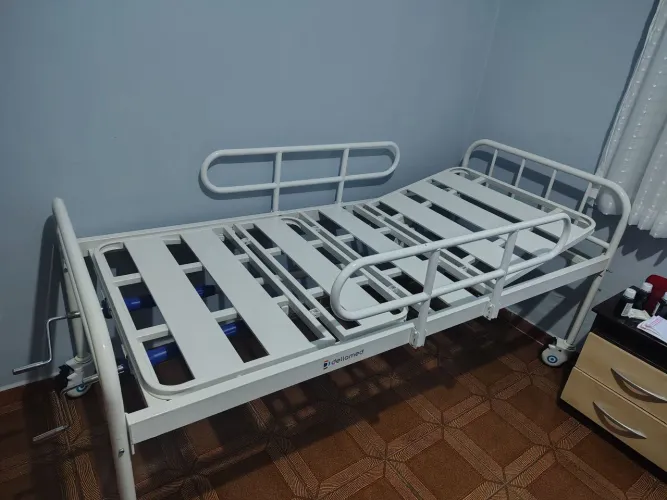 Vendo Cama Hospitalar