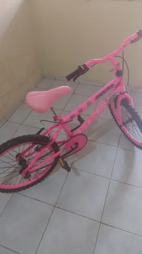 Bicicleta menina