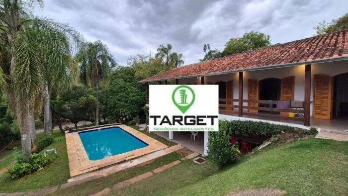 Casa com 4 dormitórios para alugar, 270 m² por R$ 14.333/mês - Veleiros de Ibiúna/SP