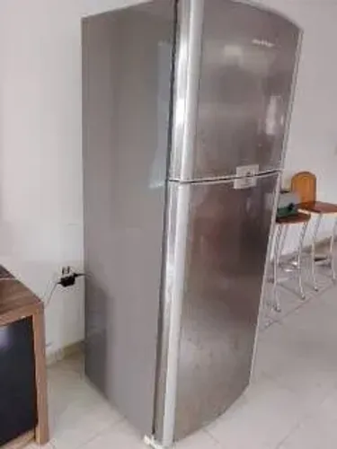 Vendo geladeira Brastemp Frost Free 