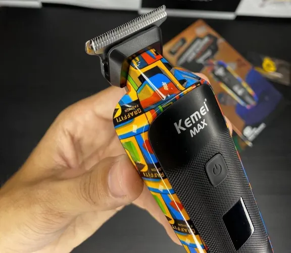 Maquininha kemei original para barba ,corte de cabelo e depilação