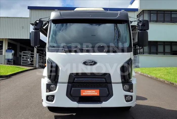 FORD CARGO 2429 8X2, ANO 14/15