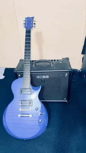 Kit guitarra com cubo