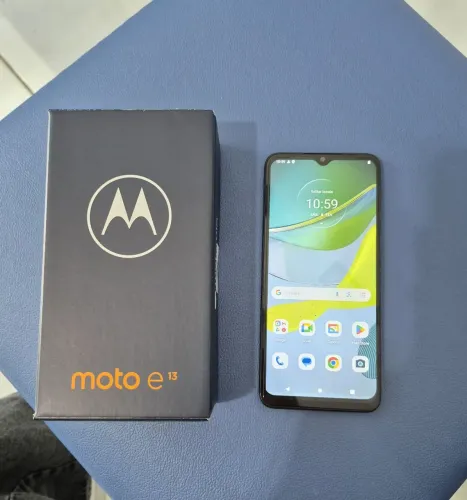 Motorola Moto e13