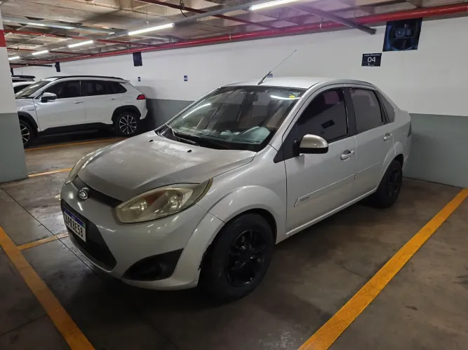Ford Fiesta Sed. 1.6 8V Flex 4P 2013