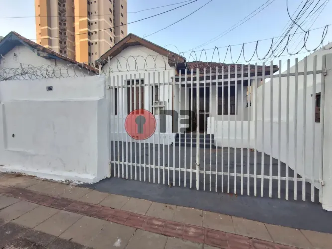 Casa para locação-P.Q Industrial-sala-cozinha-2 quartos-banheiro-quintal-garagem
