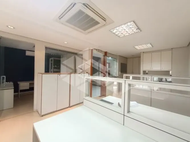 Sala com 272 m2 - Ótima Localização no Bom Fim