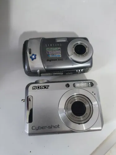 Vendo 02 Câmeras fotográficas