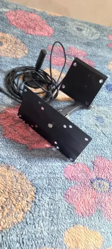 Suporte articulado e antena interna tv