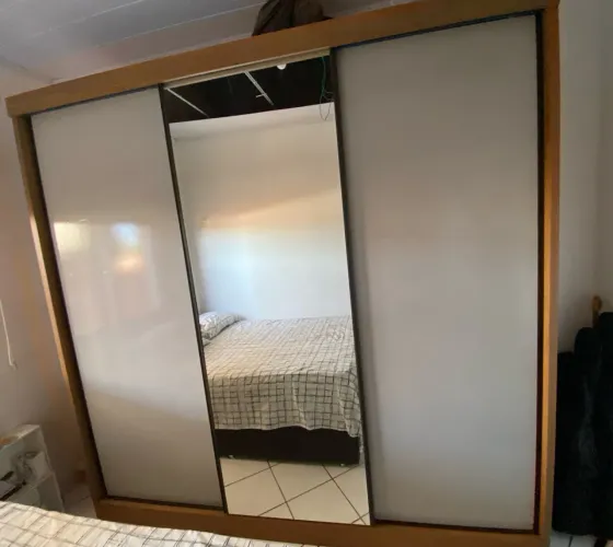 Guarda-roupa 3 portas