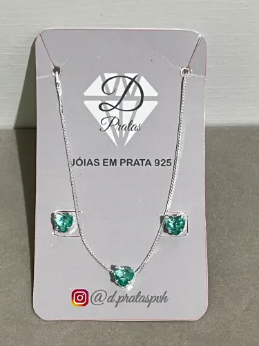 Conjunto colar e brinco Coração, em Prata 925.