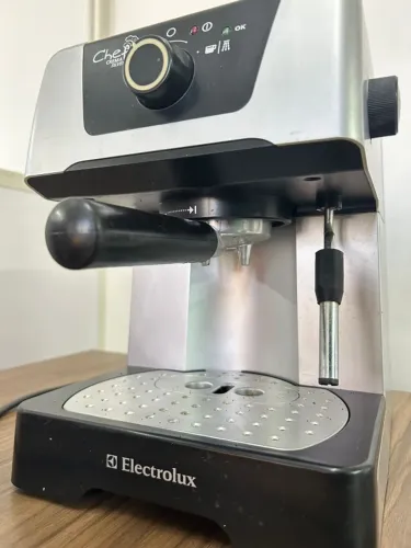 Cafeteira expresso Eletrolux