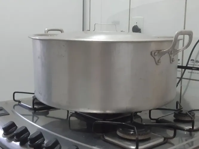 Panela grande de alumínio 40 litros