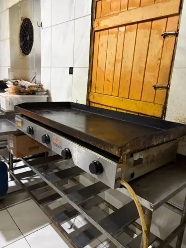 Novos e usado