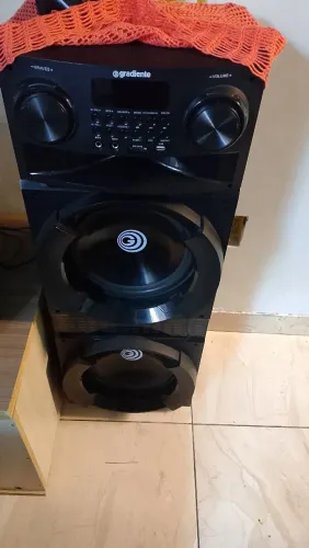 vendo som torre gradiente (troco em vídeo game..)
