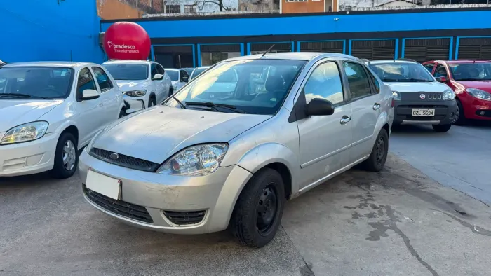 Ford Fiesta Sed. 1.6 8V Flex 4P 2006