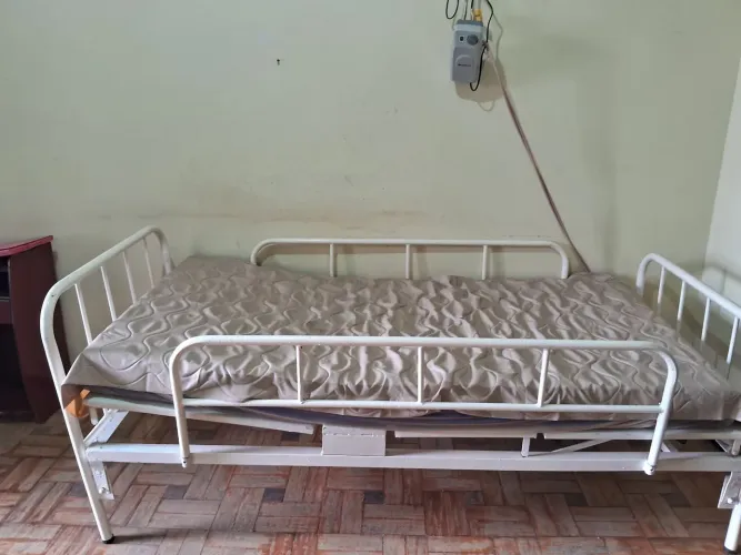 Vende-se Cama Hospitalar