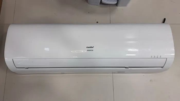 Ar Condicionado Split Comfee Inverter 22.000 BTU 220V Frio Funcionando