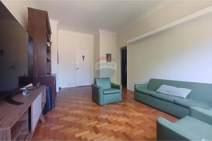 Maravilhoso Apartamento, amplo e arejado, 2 quartos com 80 m², 1 vaga, no coração da tijuc