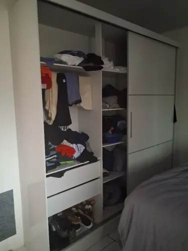 Guarda roupa