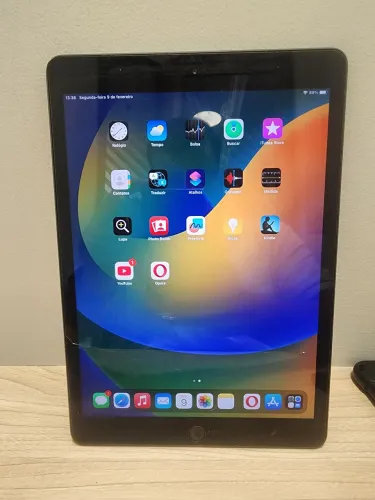 iPad 8 geração 32GB