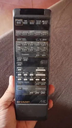 Controle remoto original vídeo Sharp testado funcionando perfeitamente