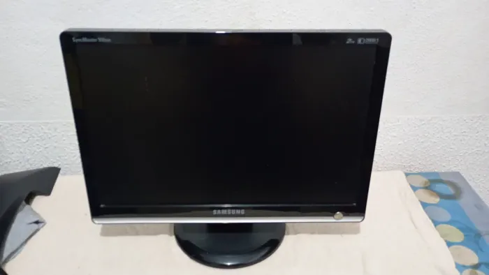 Vende-se Monitor SAMSUNG SyncMaster, 931bw