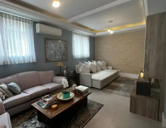 Casa de Vila em Botafogo | 263m² | 4 Quartos | 3 Suítes | 3 Vagas