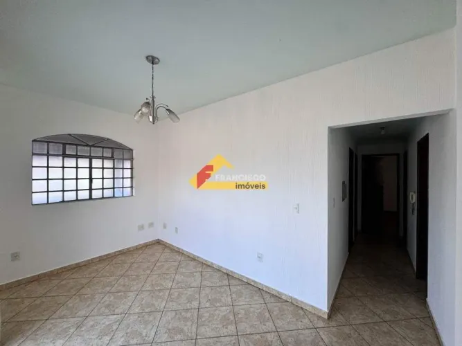 Apartamento para aluguel, 3 quartos, 1 suíte, 1 vaga, Planalto - Divinópolis/MG
