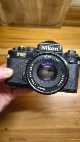 Câmera Nikon Fe2 - analógica - leia o anúncio