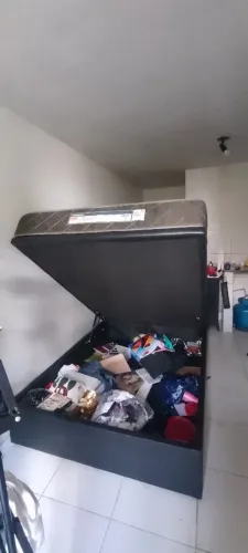 Cama casal Ortobom com baú