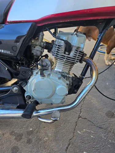 Motor de titan 2000 partida elétrica