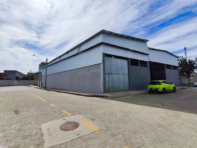 Galpão de 350 m2 pra aluguel em Porto Dourado serra ES