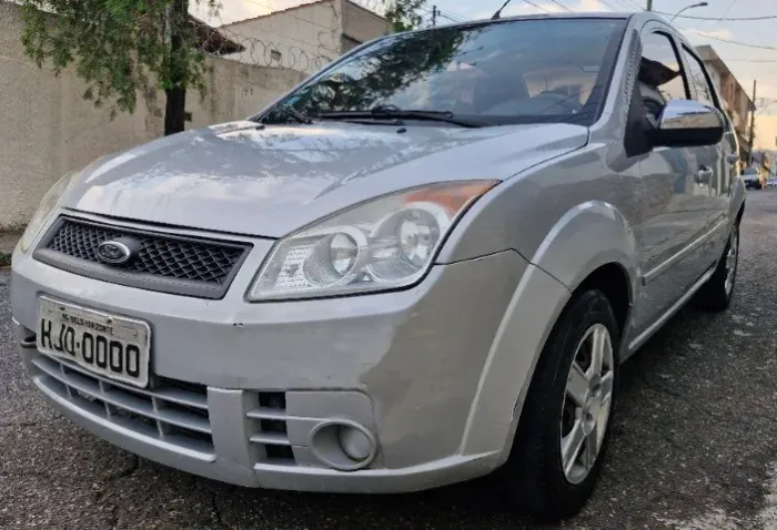 Ford Fiesta Sed. 1.6 8V Flex 4P 2009