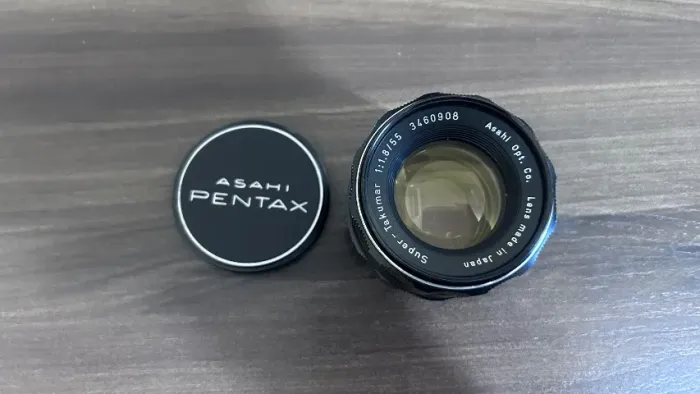 Lente M42 Super Takumar 55mm 1.8 - Excelente estado e funciona em diversas câmeras