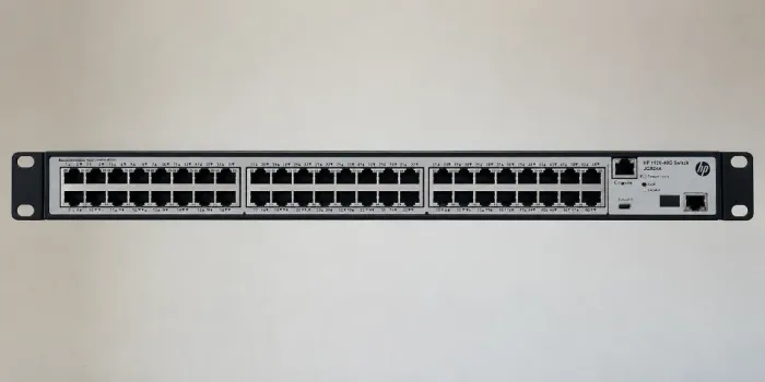 Switch gerenciável HP 48 Portas para Rede - Equipamento Profissional