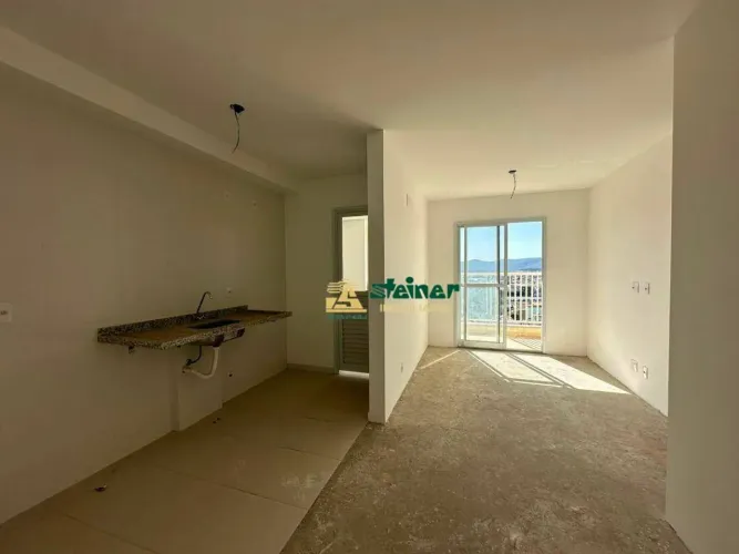 Apartamento com 2 dormitórios à venda, 45 m² por R$ 383.000,00 - Vila Galvão - Guarulhos/S