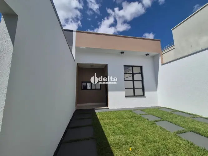 Casa com 3 quartos disponível para venda no bairro Novo Mundo em Uberlândia-MG