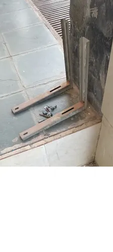 suporte para ar condicionado com 4 parafusos