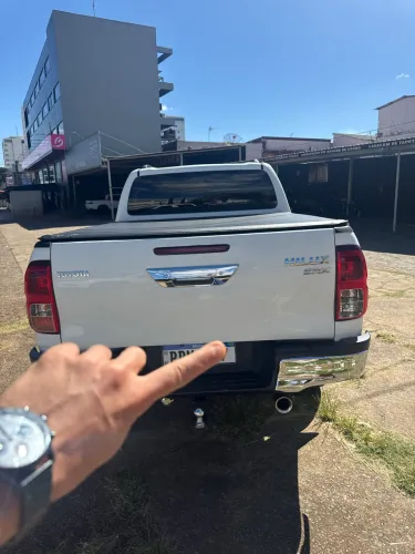 Toyota Hilux CD SRX 4X4 2.8 TDI 16V Diesel Aut. 2016