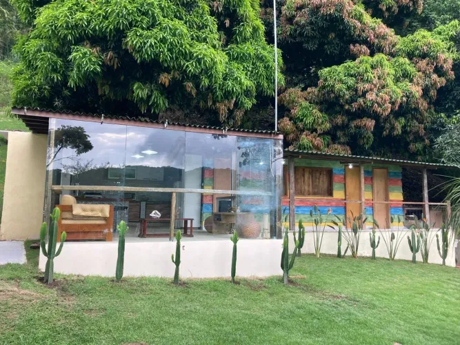 Sítio à venda na Estrada Paiva Muniz - Ilha de Guaratiba