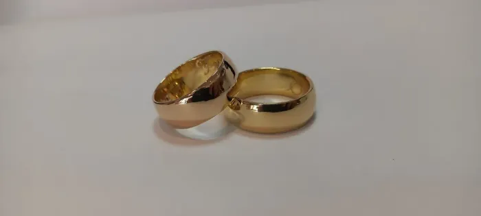 Alianças em ouro 18k ( leia )