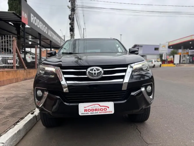 Toyota Hilux SW4 SRX 4X4 4.0 V6 24V Aut. 2017