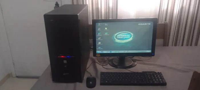 Ccmputador completo. 