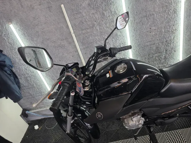 Moto Factor 125