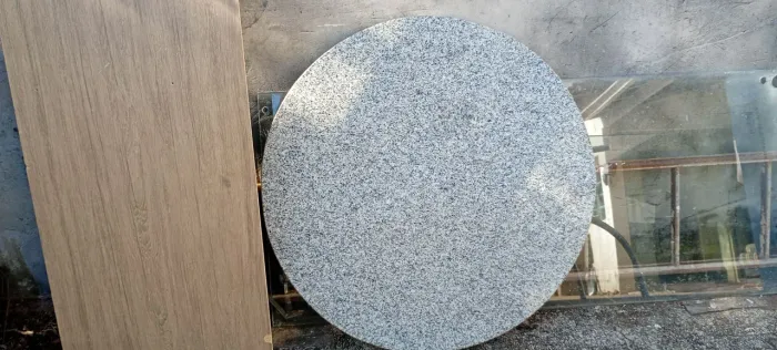 Tampo de granito