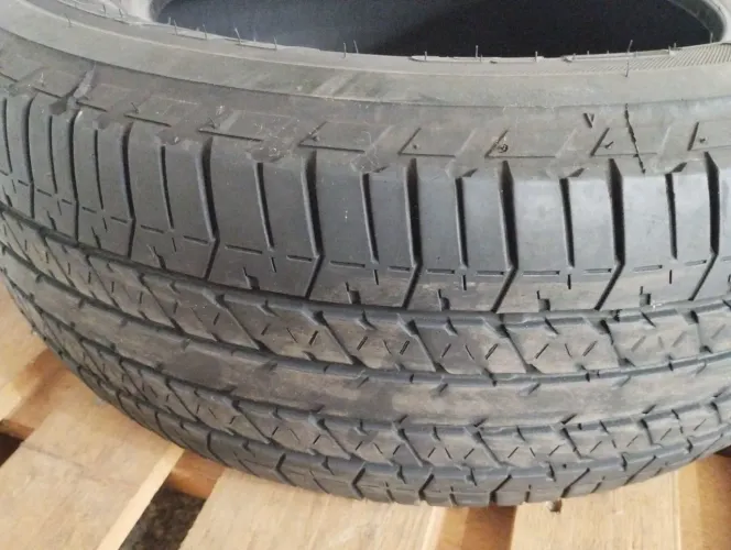 Pneu Bridgestone 265/60/18
