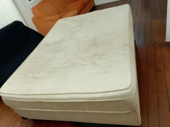 Cama box casal padrão com colchão de espuma 200 reais 
